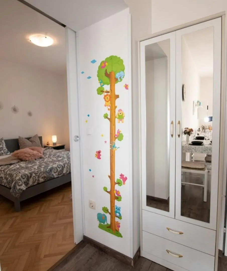 Apartment Miriam - 200M From Beach Ika Chorwacja