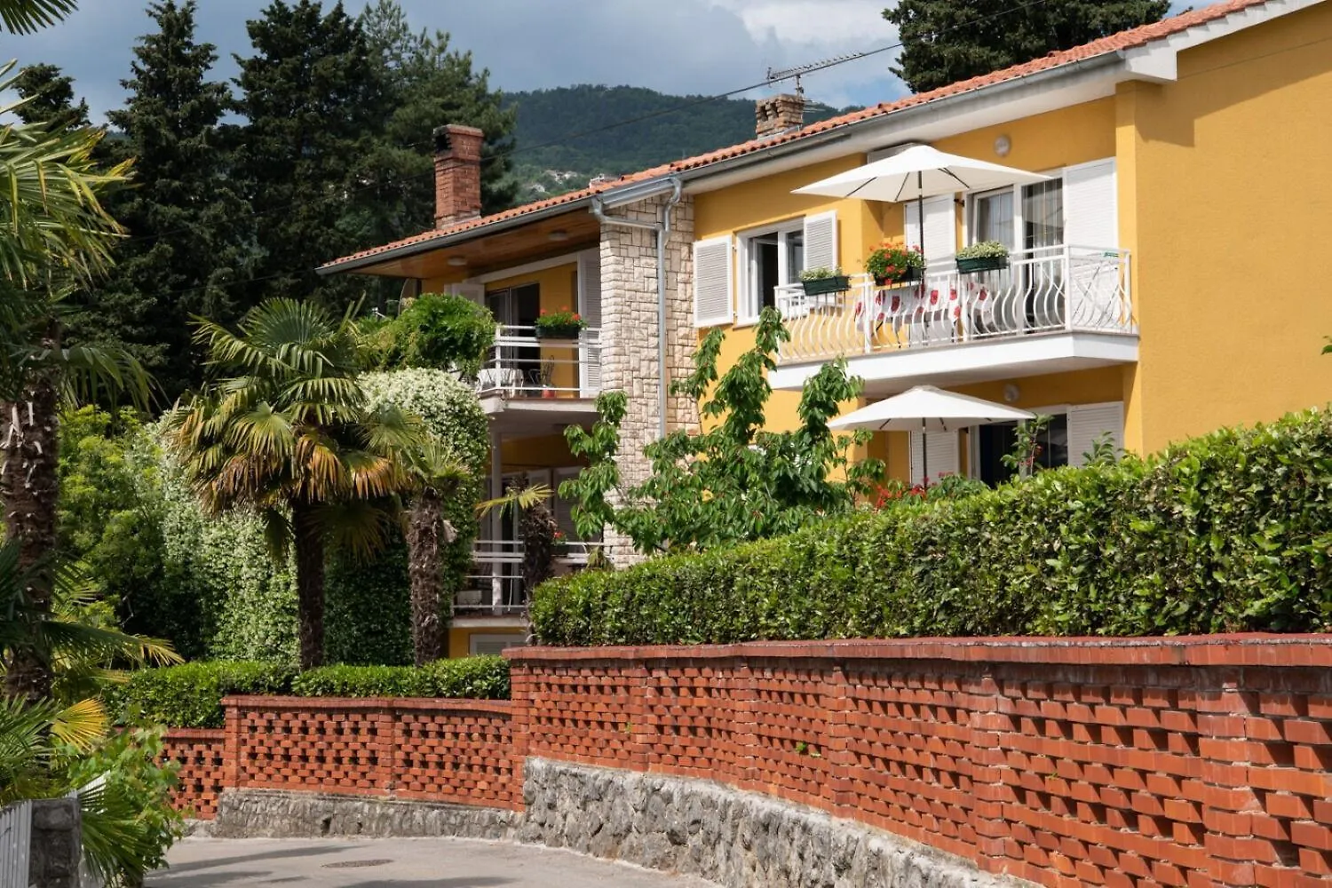 Apartment Miriam - 200M From Beach Ika