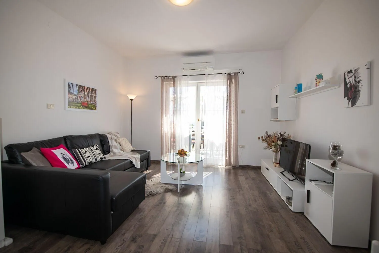 Apartment Miriam - 200M From Beach Ika